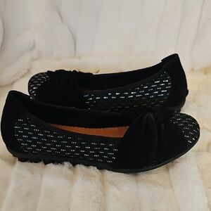 bernie mev. Black Flats with Silver Detailing